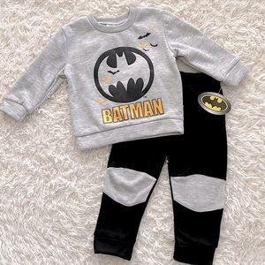 NWT Batman Kids Outfit 2T